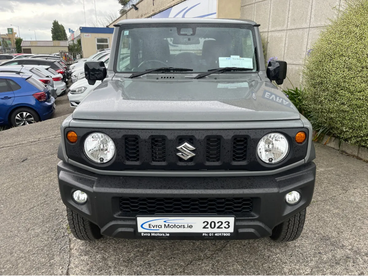 Suzuki Jimny SIERRA 4 SEAT 1.5 PETROL MANUAL //HEA - Image 3