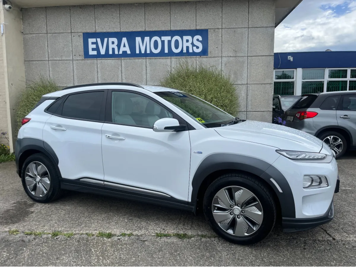 Hyundai KONA KAUAI EV PREMIUM FACELIFT 64KWH //HIG - Image 2