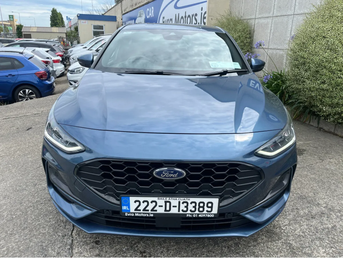 Ford Focus ST-LINE STYLE PETROL 1.0 //ADAPTIVE CRU - Image 2