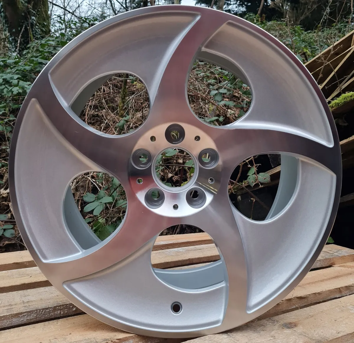 18” Alphards 5x112 alloy and tyres