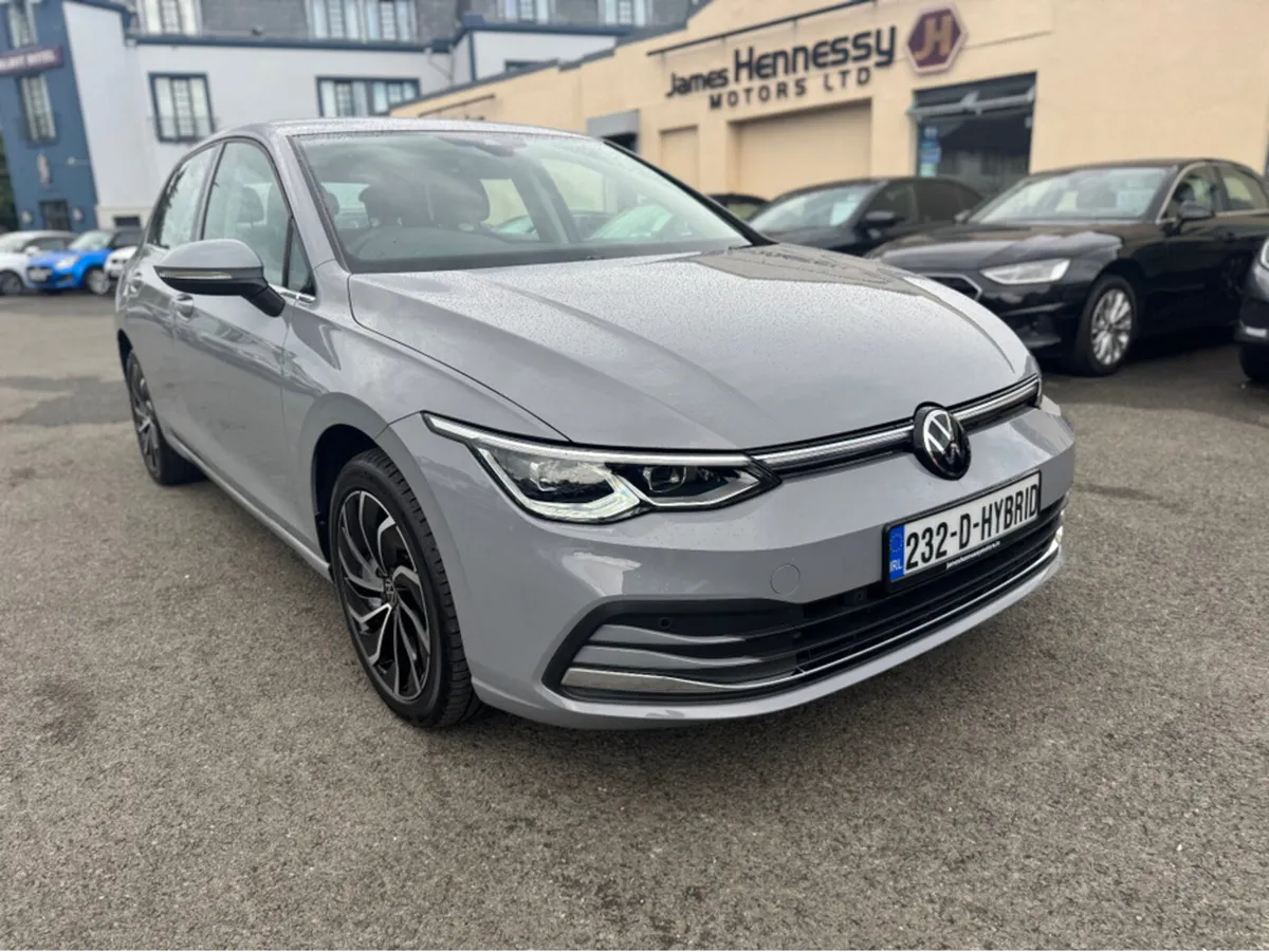 Volkswagen Golf STYLE TSI E-HYBRID S AUTO - Image 1