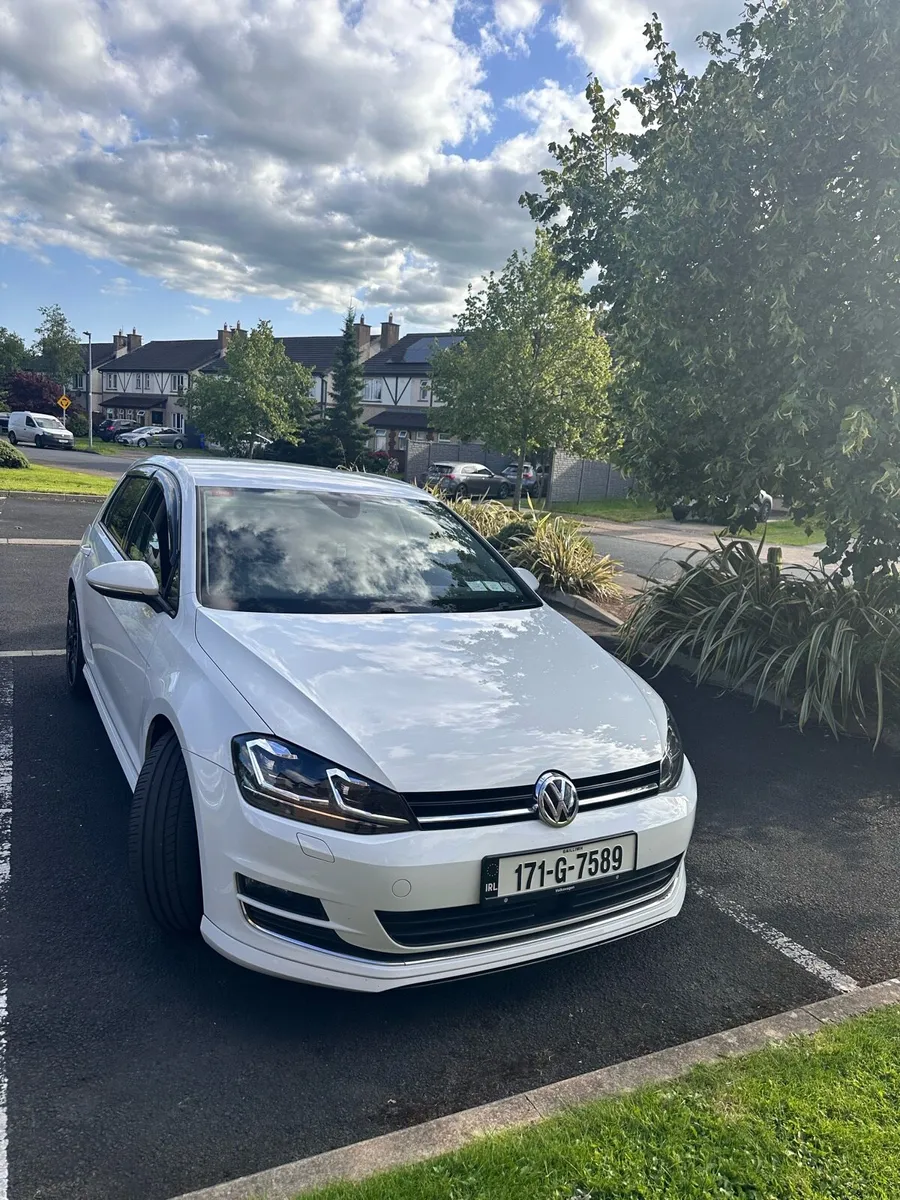 VW Golf Automatic 2017 - Image 2