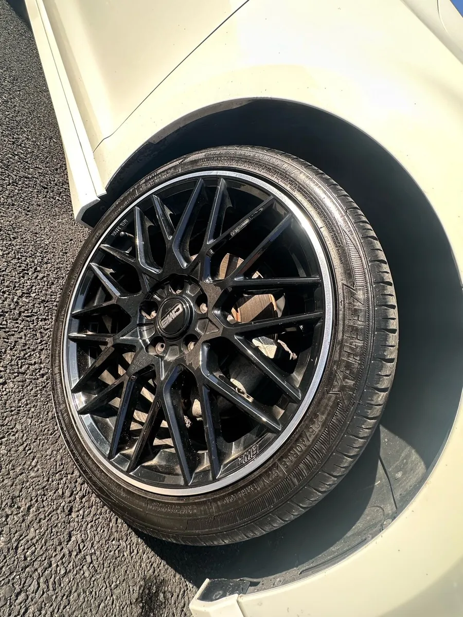 VW Golf Automatic 2017 - Image 4
