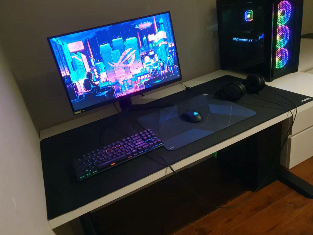 complete gaming setup - Image 2
