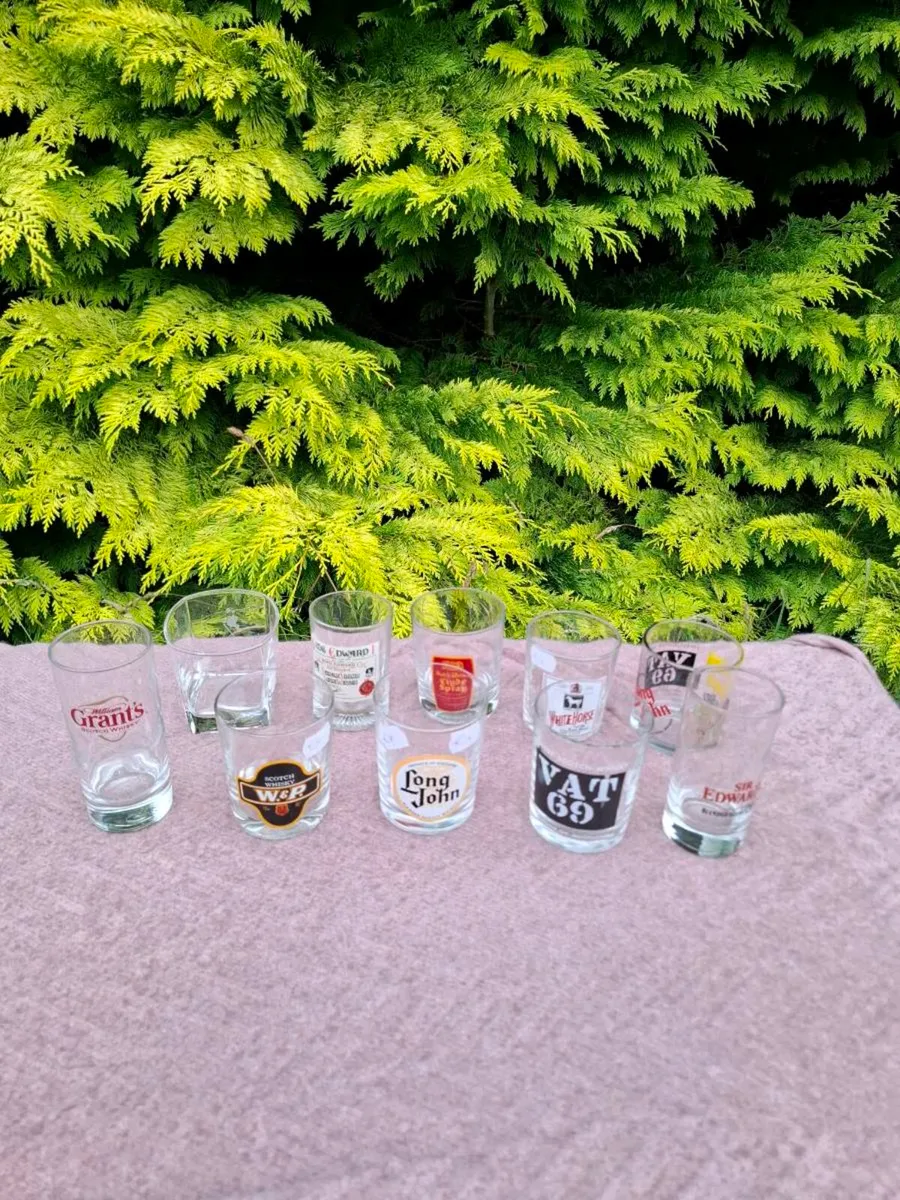 10 whiskey glasses postage possible - Image 1