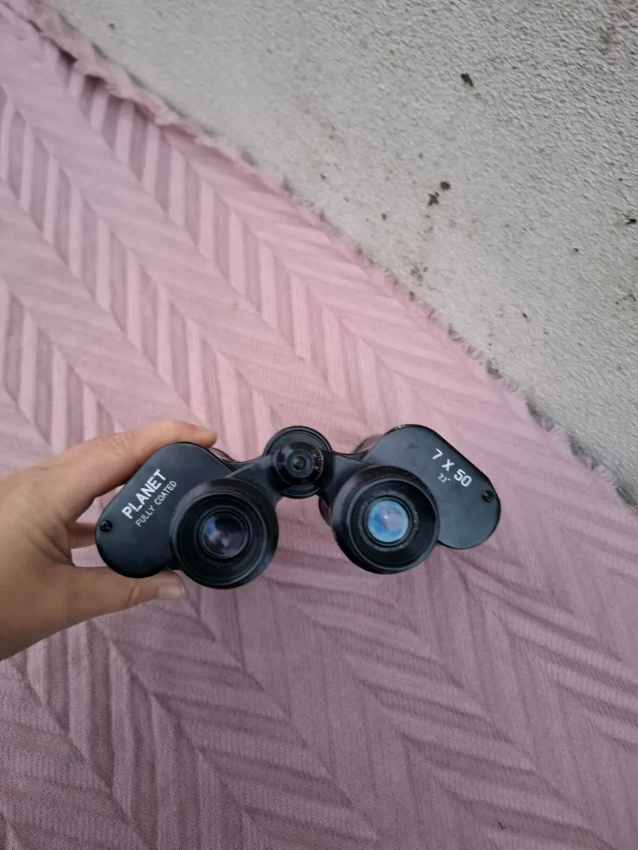 Planet binoculars postage possible - Image 2