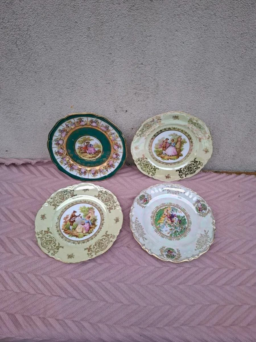 4 china marquises dinner plates - Image 1