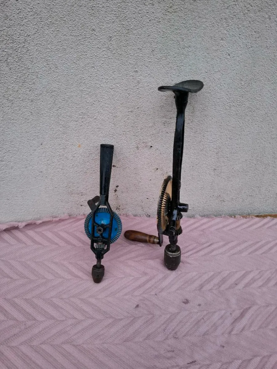 2 old manual drill vintage tool - Image 1