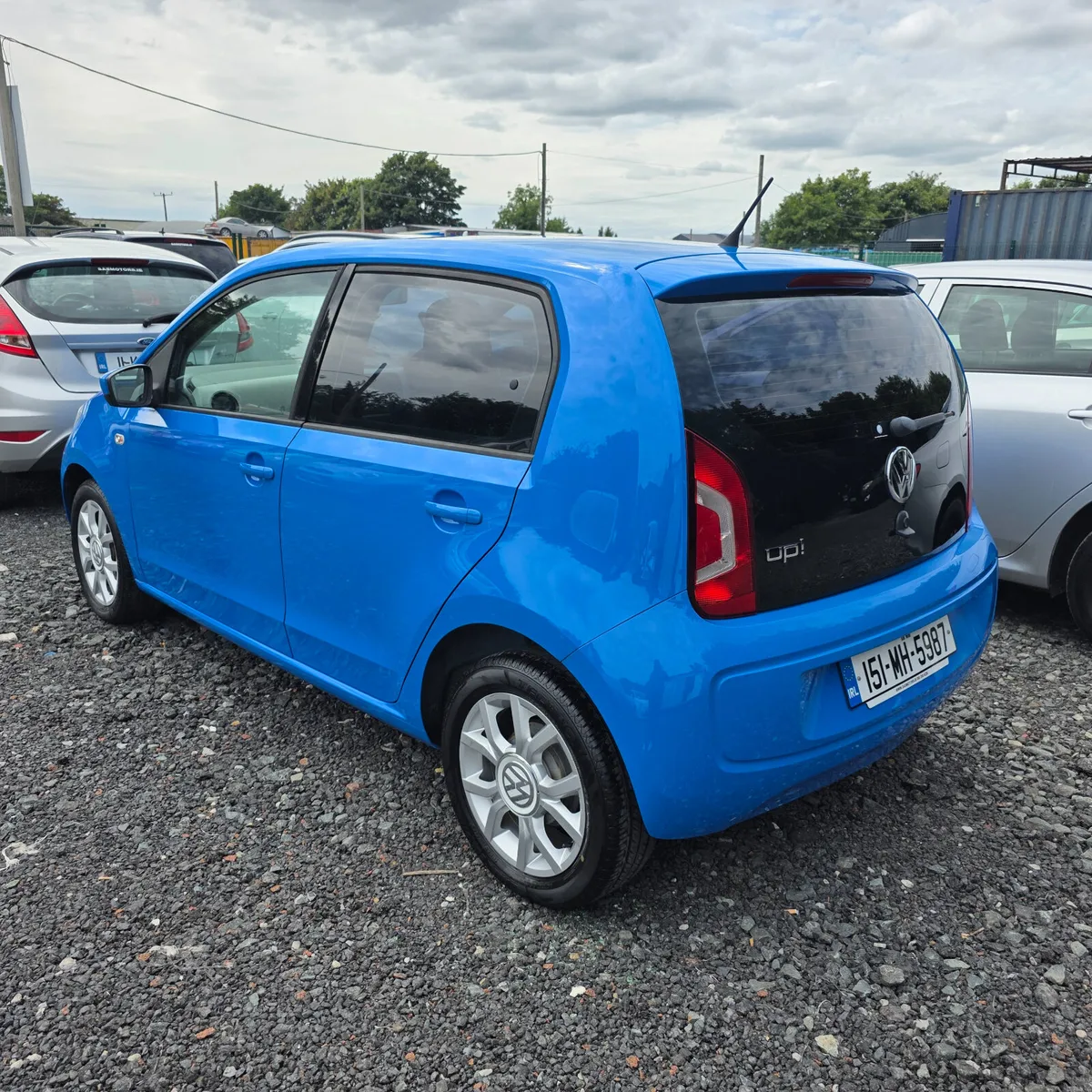 Volkswagen up! 2015 Automatic - Image 3