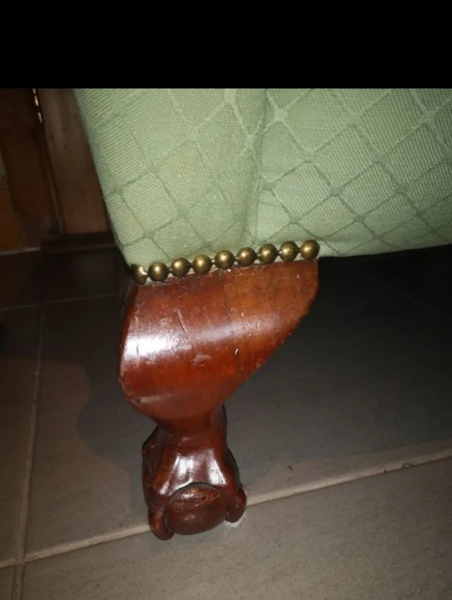 Couch/Sofa - Image 2