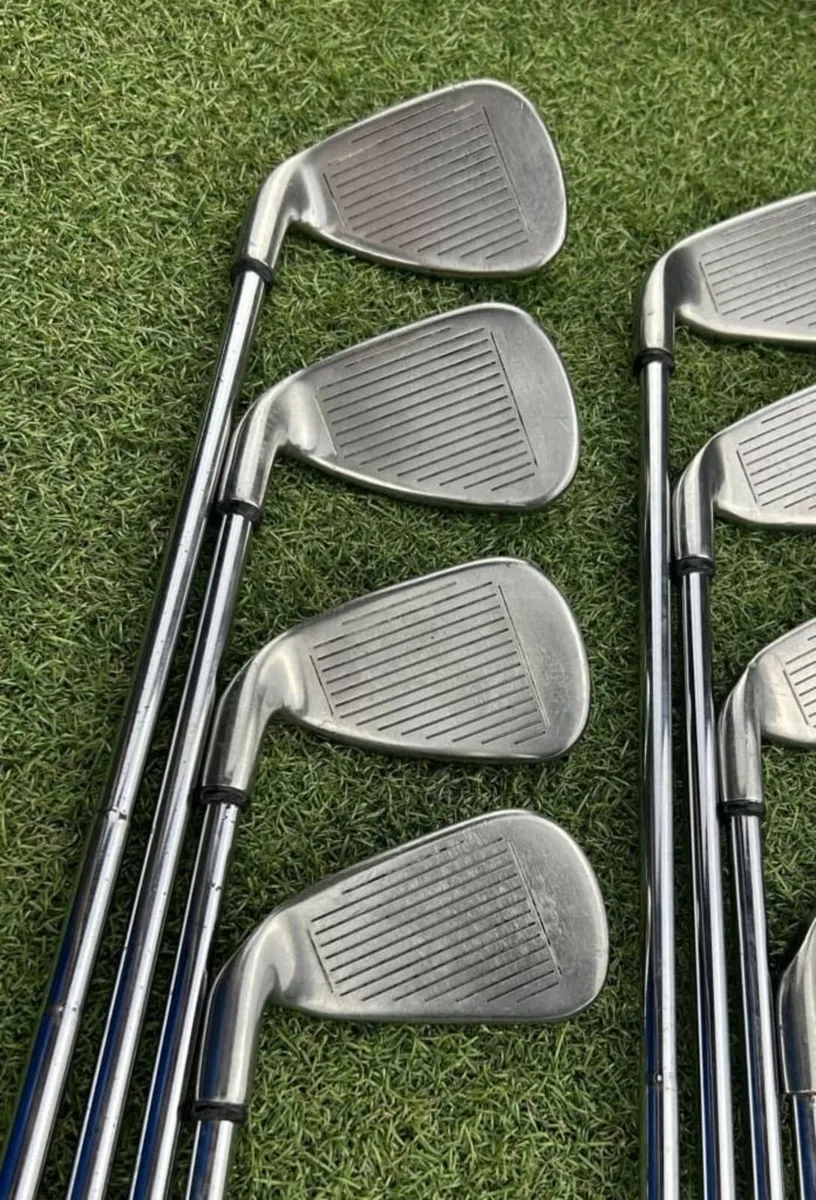 CALLAWAY X-18 PRO SERIES IRONS / 3-PW / REGULAR - Image 4