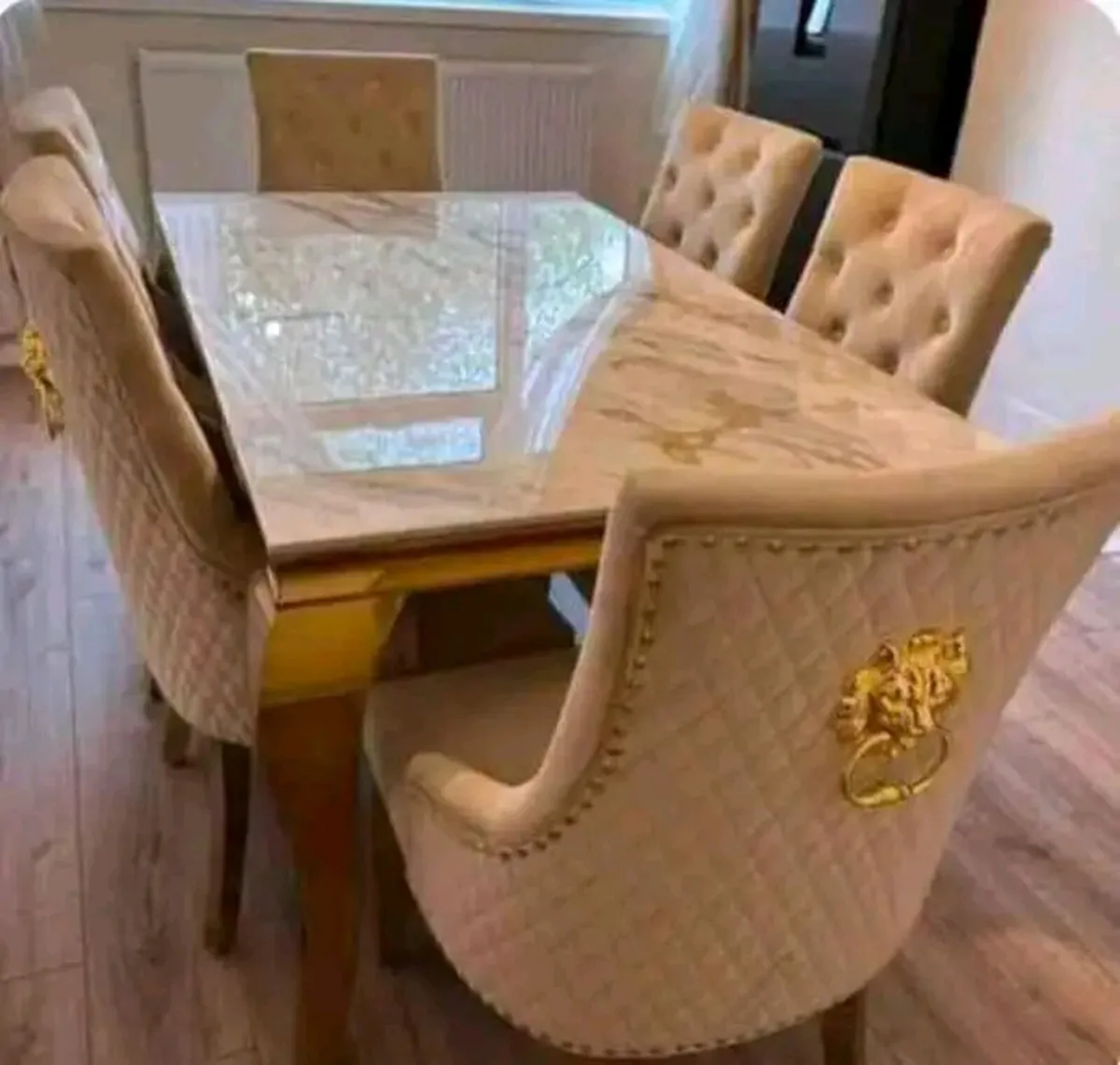 4 & 6 Seater Dining Sets in Stock
Dining tables w - Image 1