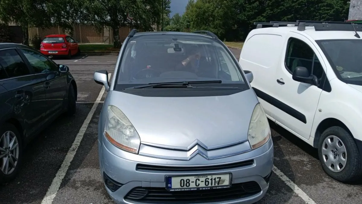 Car - Image 2