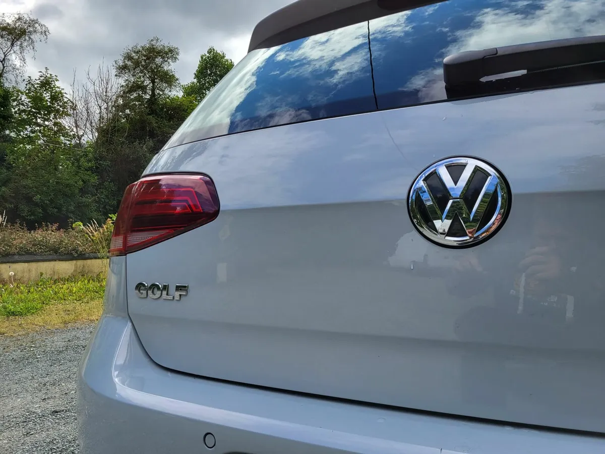 Volkswagen Golf 2018 - Image 2