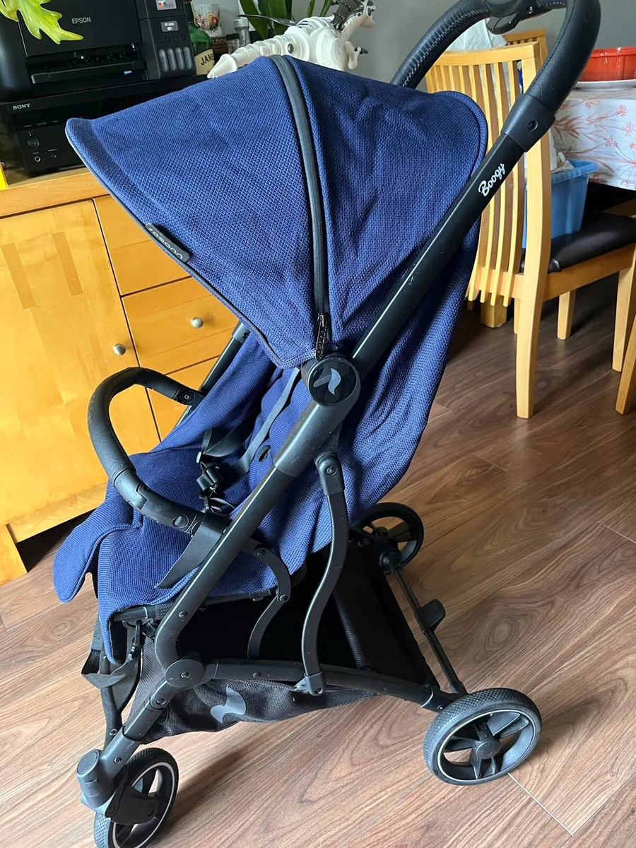 Stroller - Image 1