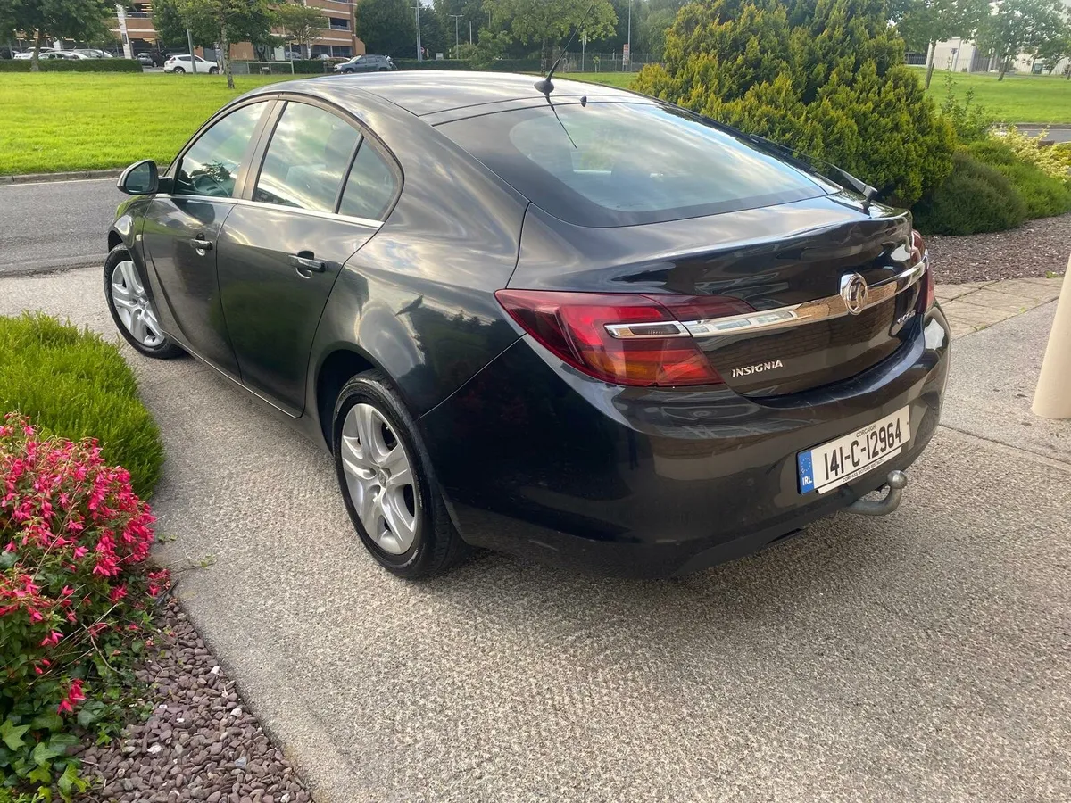 '14 Insignia tdi, NCT 5/26, tax 2/26 - Image 3