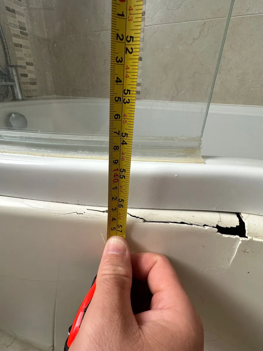 Bath screen - Image 3