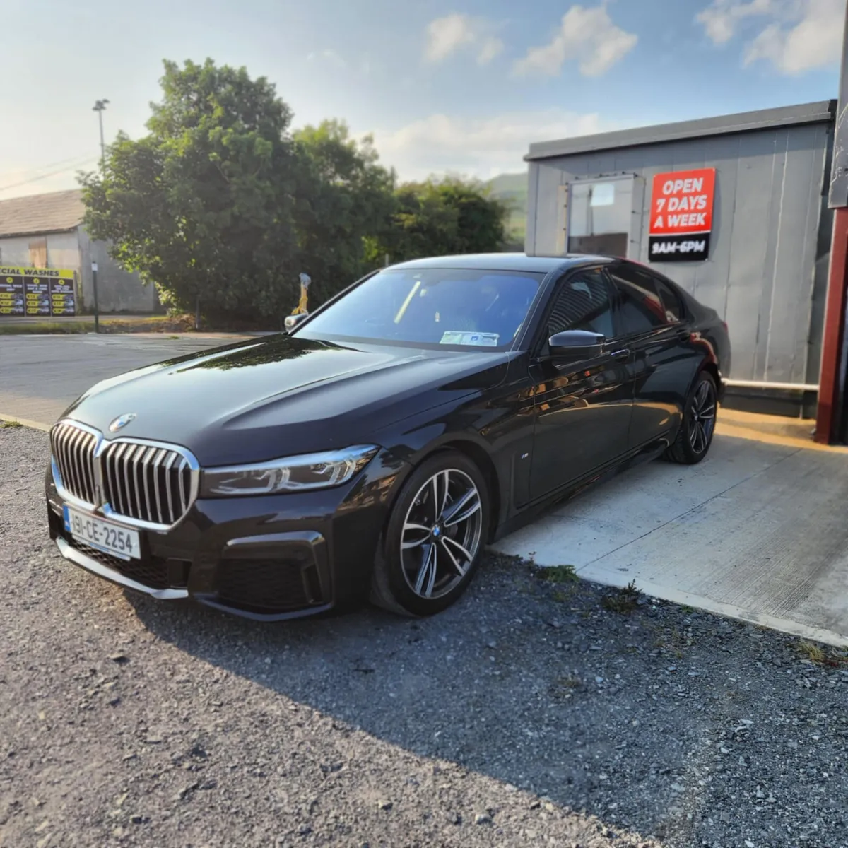 BMW 7-Series 2019 - Image 4