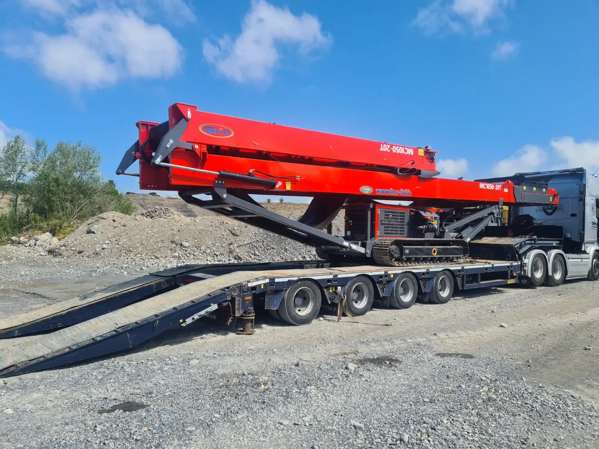 65' TRACKED STACKER CONVEYOR FOR SALE / HIRE - Image 1