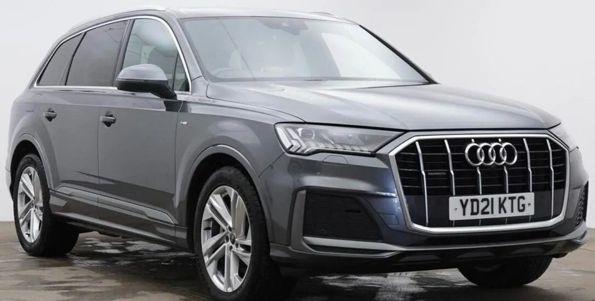 Audi Q7 3.0 TDI V6 45 S Line SUV 5dr Diesel Tiptr - Image 1