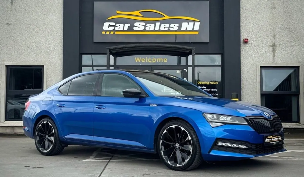 Skoda Superb 2.0 TDI Sportline Plus Hatchback 5dr - Image 1