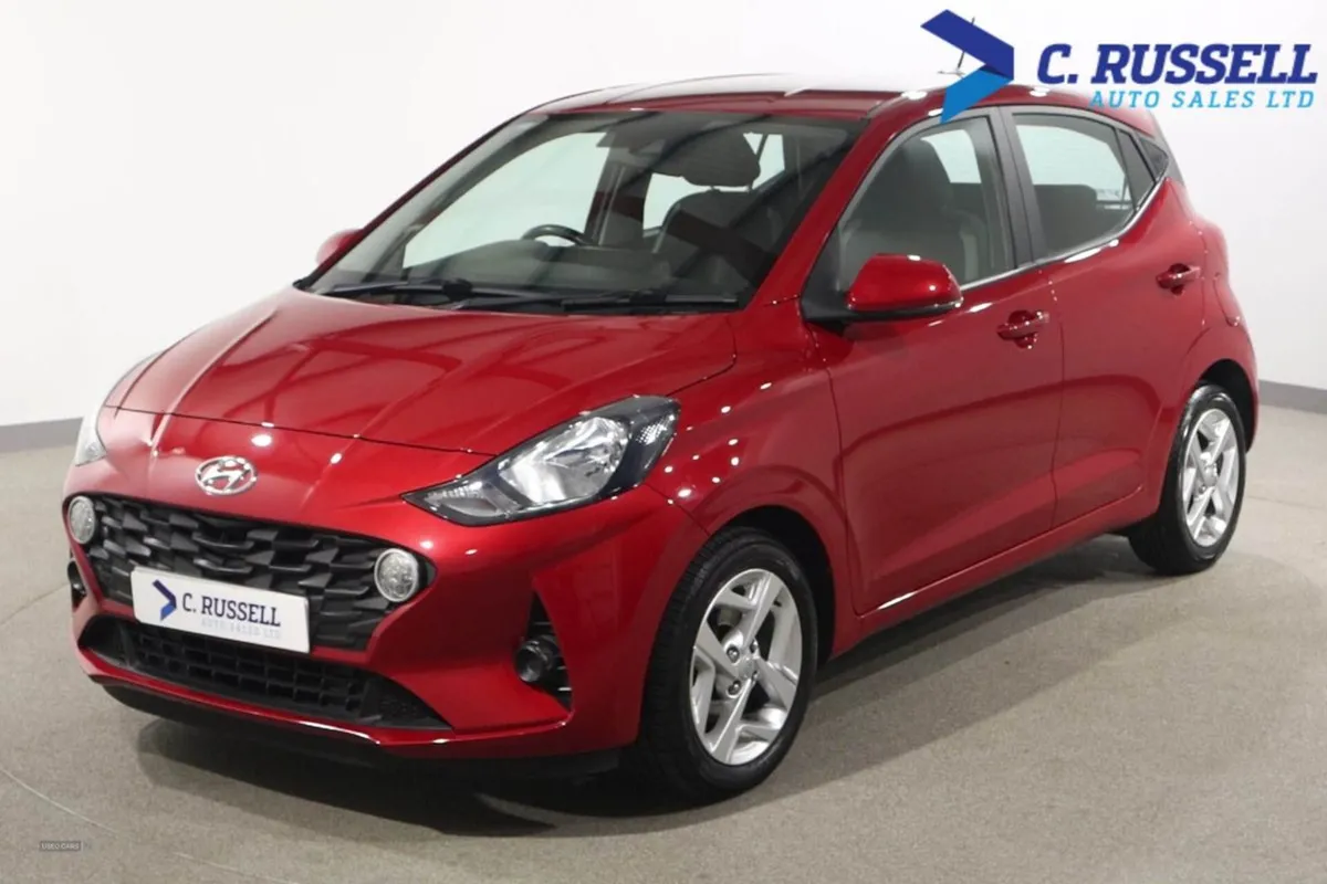 Hyundai i10 Hatchback - Image 1