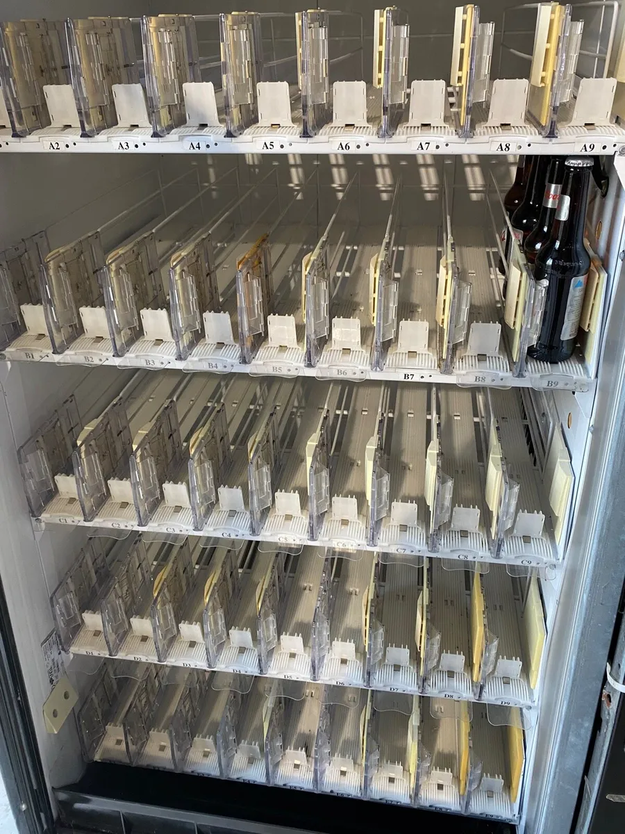 Vending machine cooler - Image 2