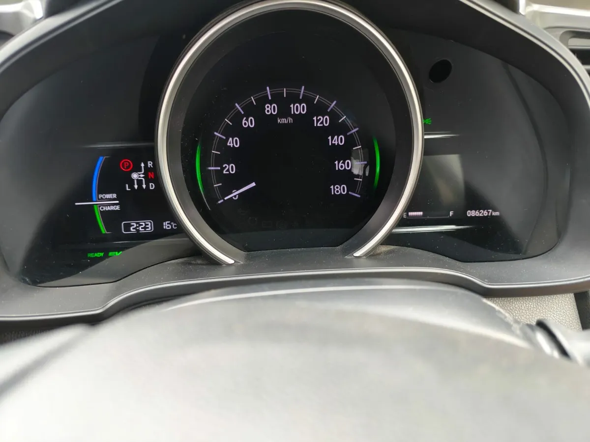 HONDA FIT AUTO HYBRID - Image 1