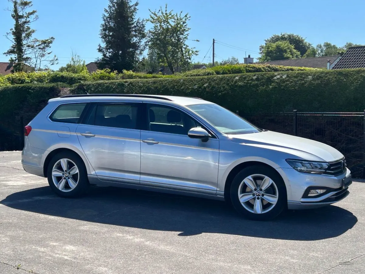 Volkswagen Passat Diesel Estate - Image 2