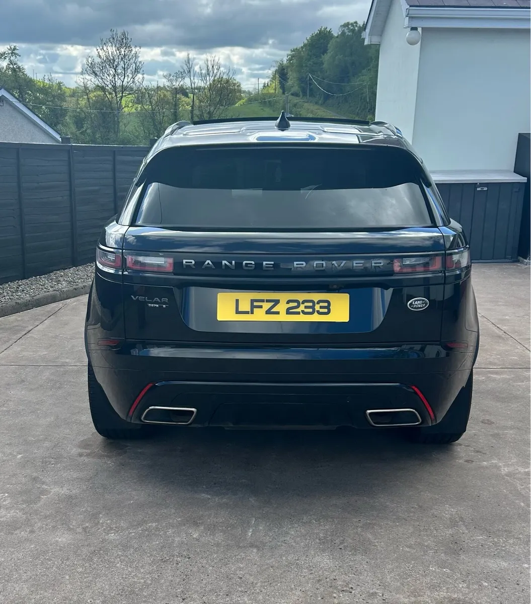 Range Rover Land Rover Velar R-Dynamic 3 litre - Image 3