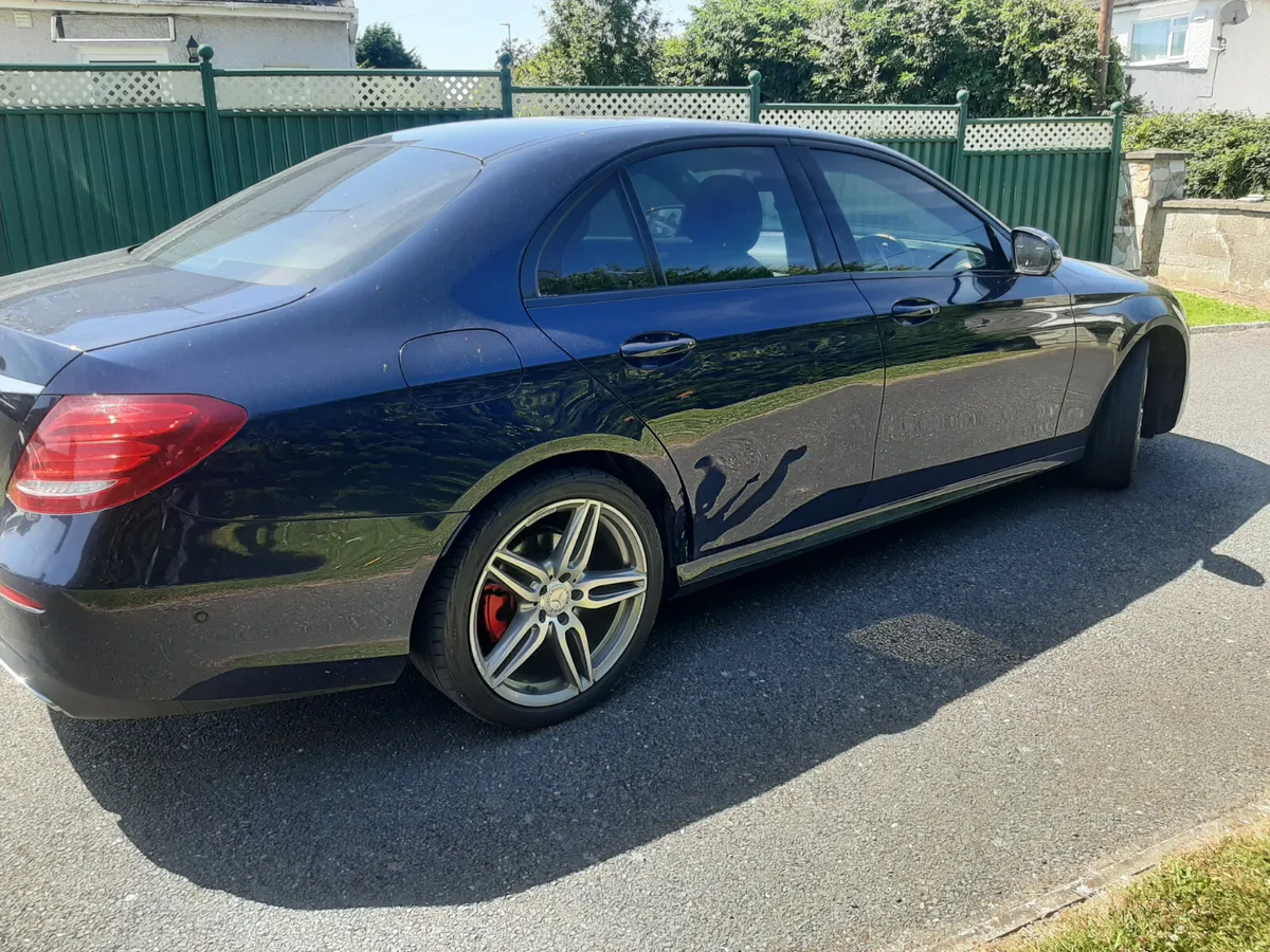 MERCEDES E CLASS 220 CDI AMG= LINE 2017 - Image 3