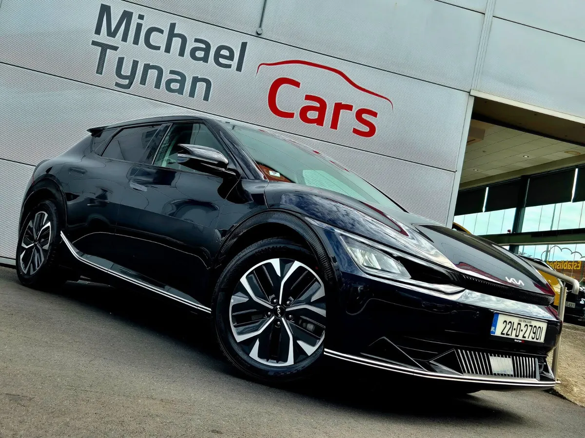 2022 Kia EV6 Earth, Leather, Camera, CarPlay - Image 2