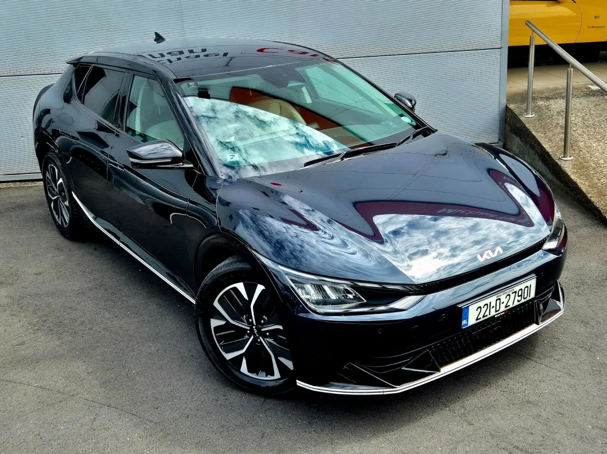 2022 Kia EV6 Earth, Leather, Camera, CarPlay - Image 3