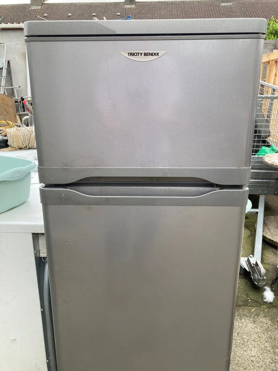 Fridge freezer - Image 2