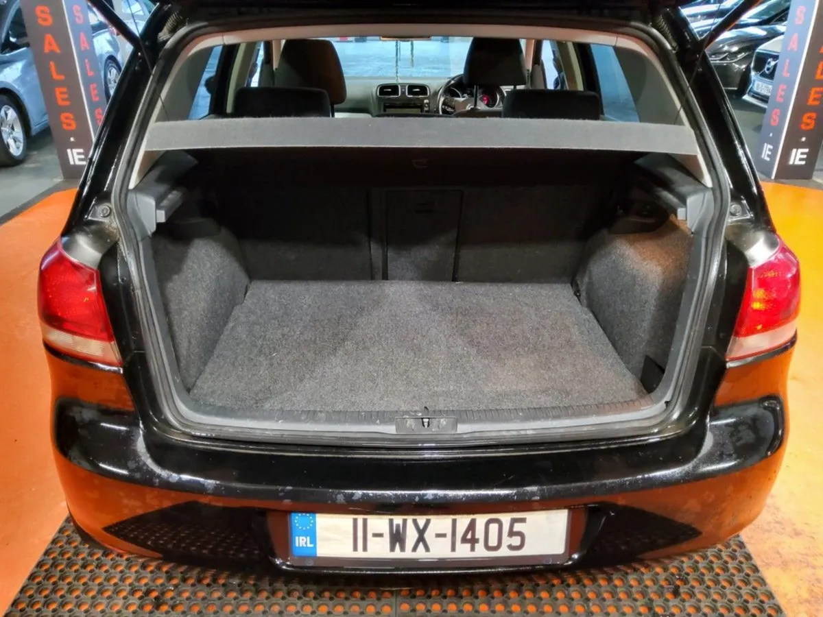 Volkswagen Golf 1.6 TDI 105BHP Highline - Image 4