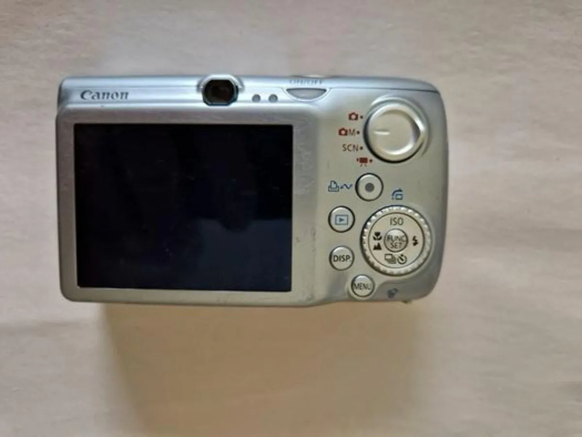 Canon IXUS 970 IS, includes Battery but no charger - Image 3