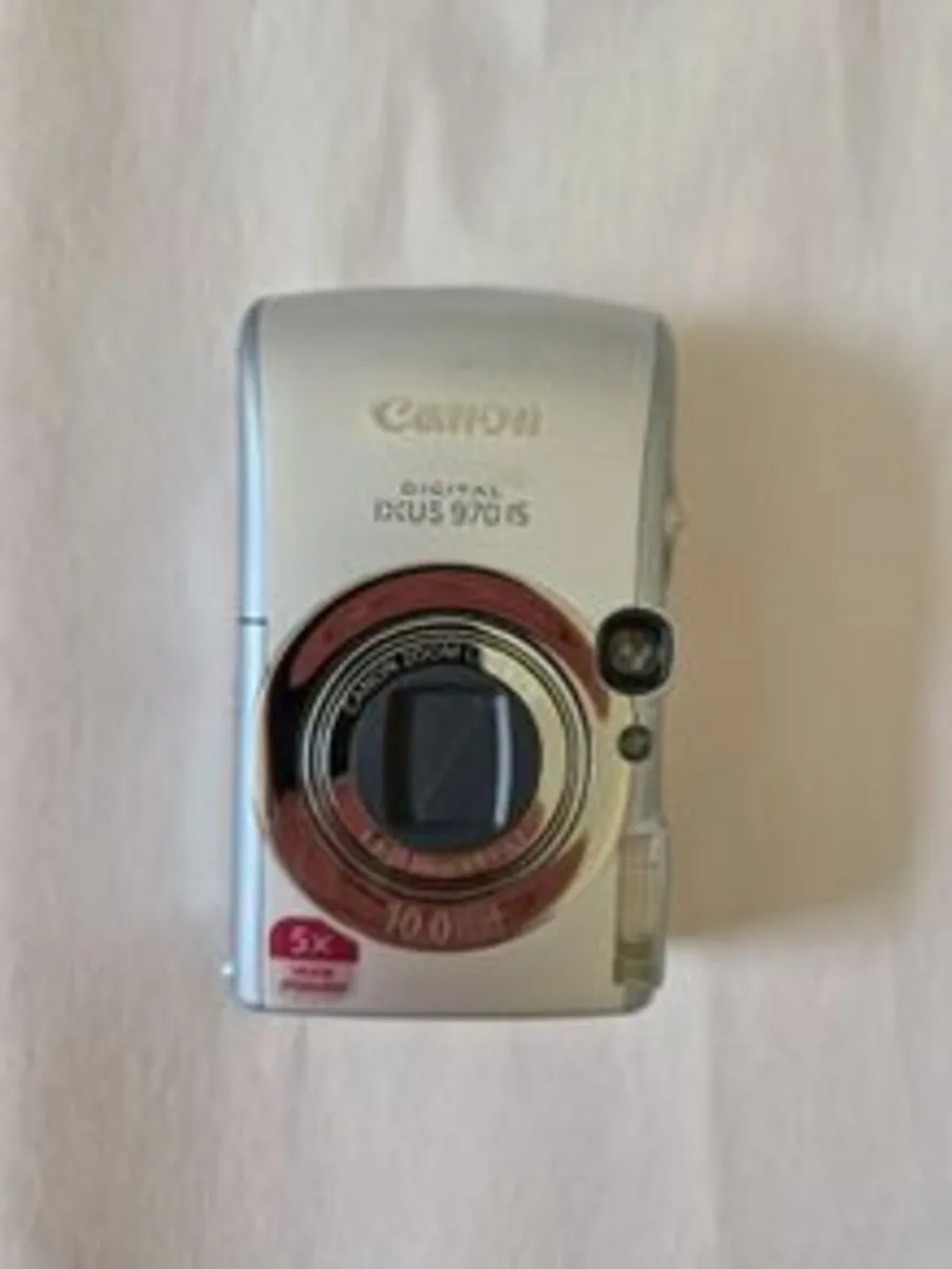 Canon IXUS 970 IS, includes Battery but no charger - Image 1