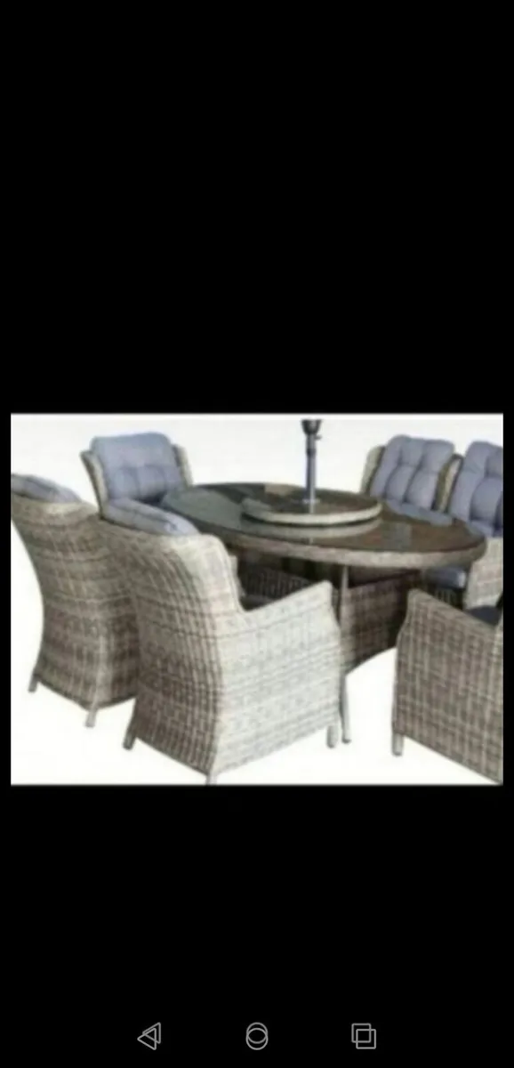 REDUCED TO CLEAR - Brand New 6 Seater Rattan  Set - Image 2