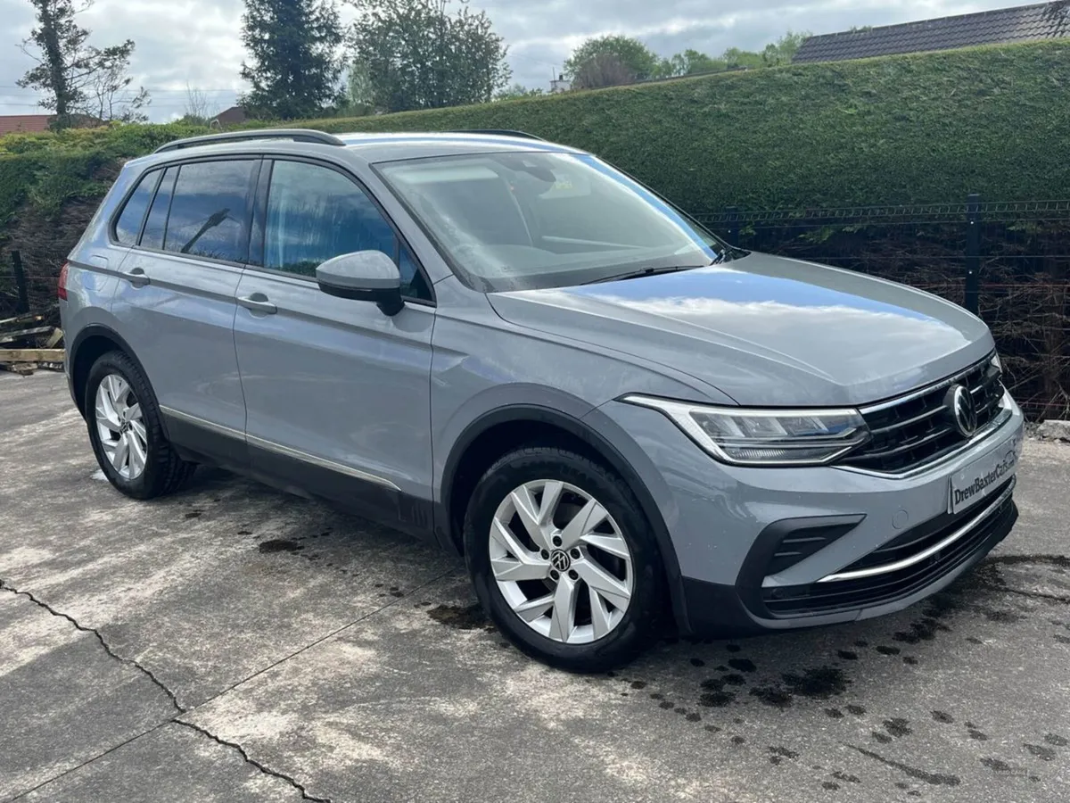 Volkswagen Tiguan Estate - Image 1