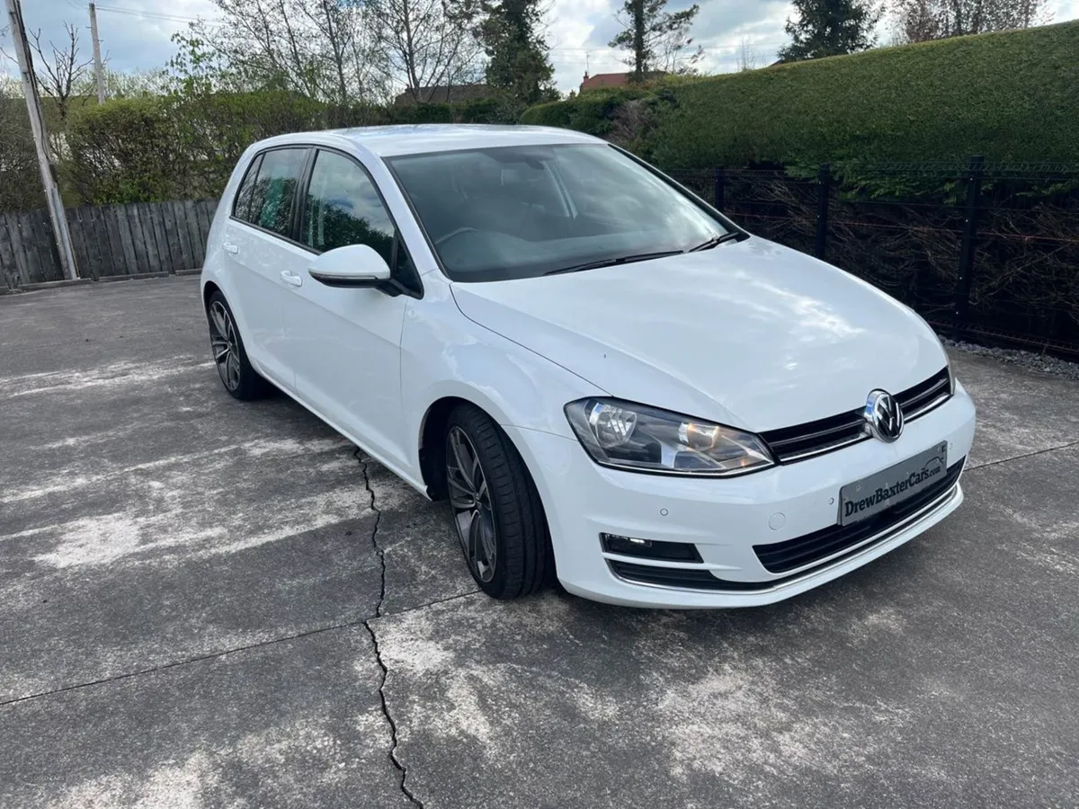 Volkswagen Golf Diesel Hatchback - Image 1