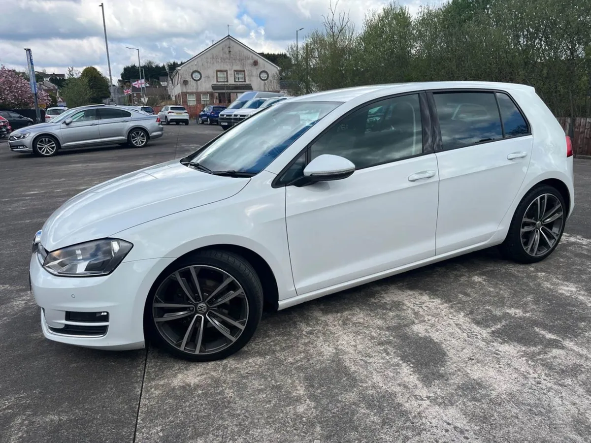 Volkswagen Golf Diesel Hatchback - Image 3