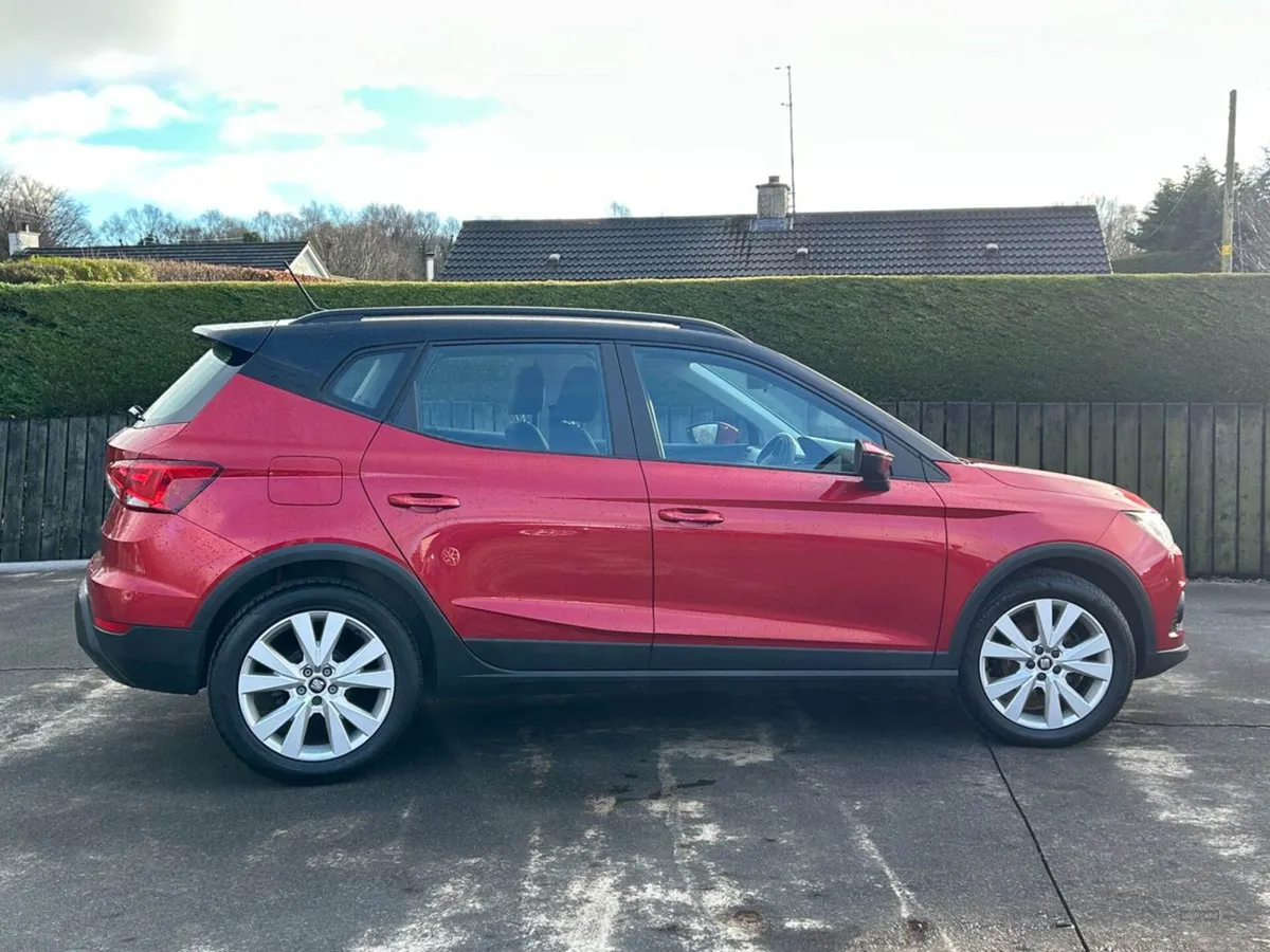 SEAT Arona Hatchback - Image 3