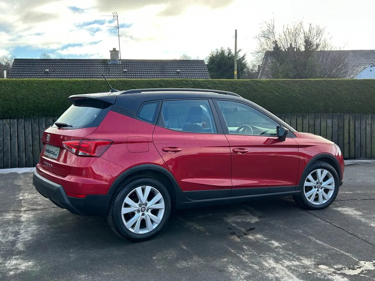 SEAT Arona Hatchback - Image 4