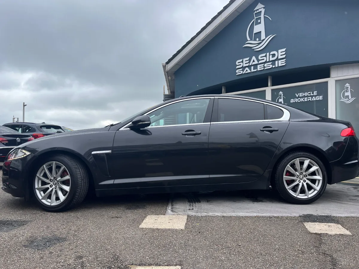 2011 Jaguar XF 3.0D - Image 2