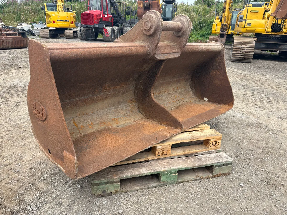 Grading  bucket (G5) - Image 1