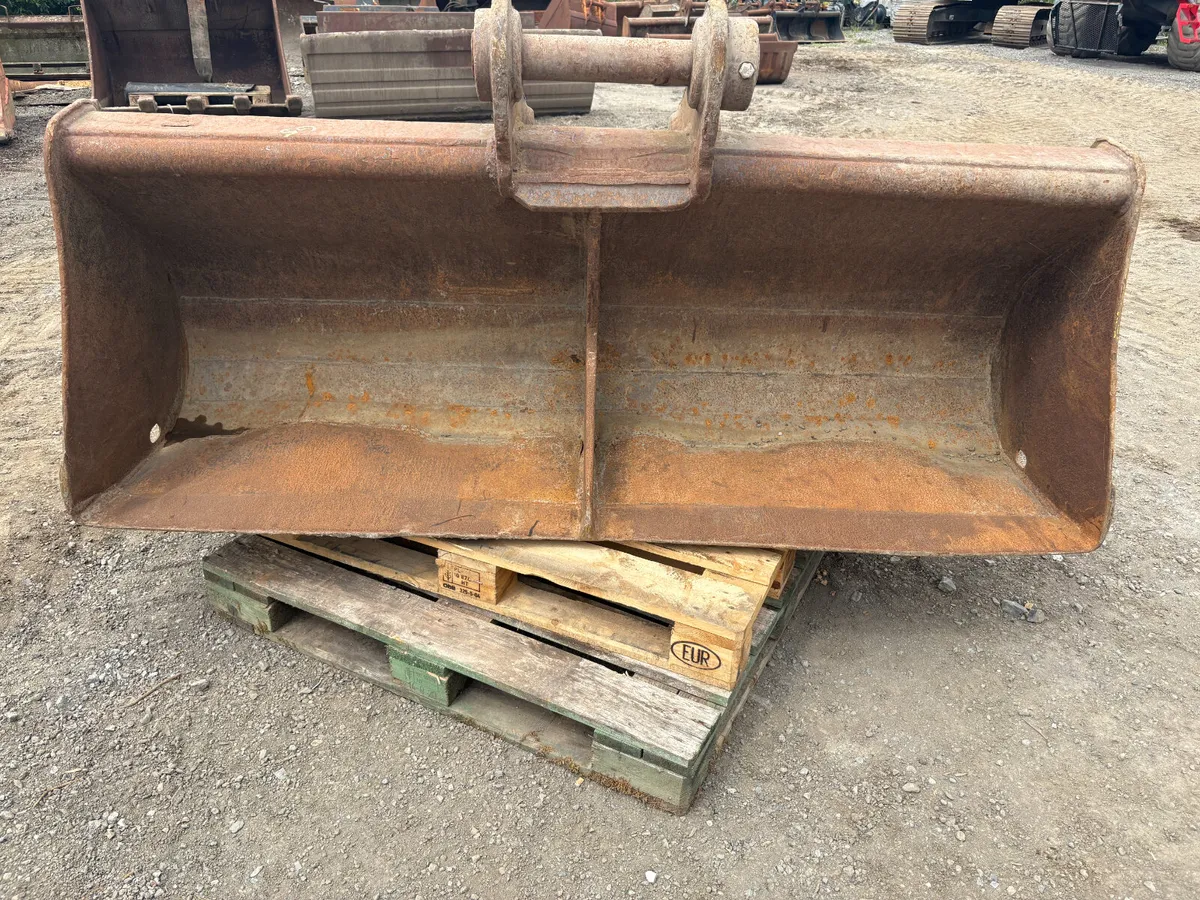 Grading  bucket (G5) - Image 3