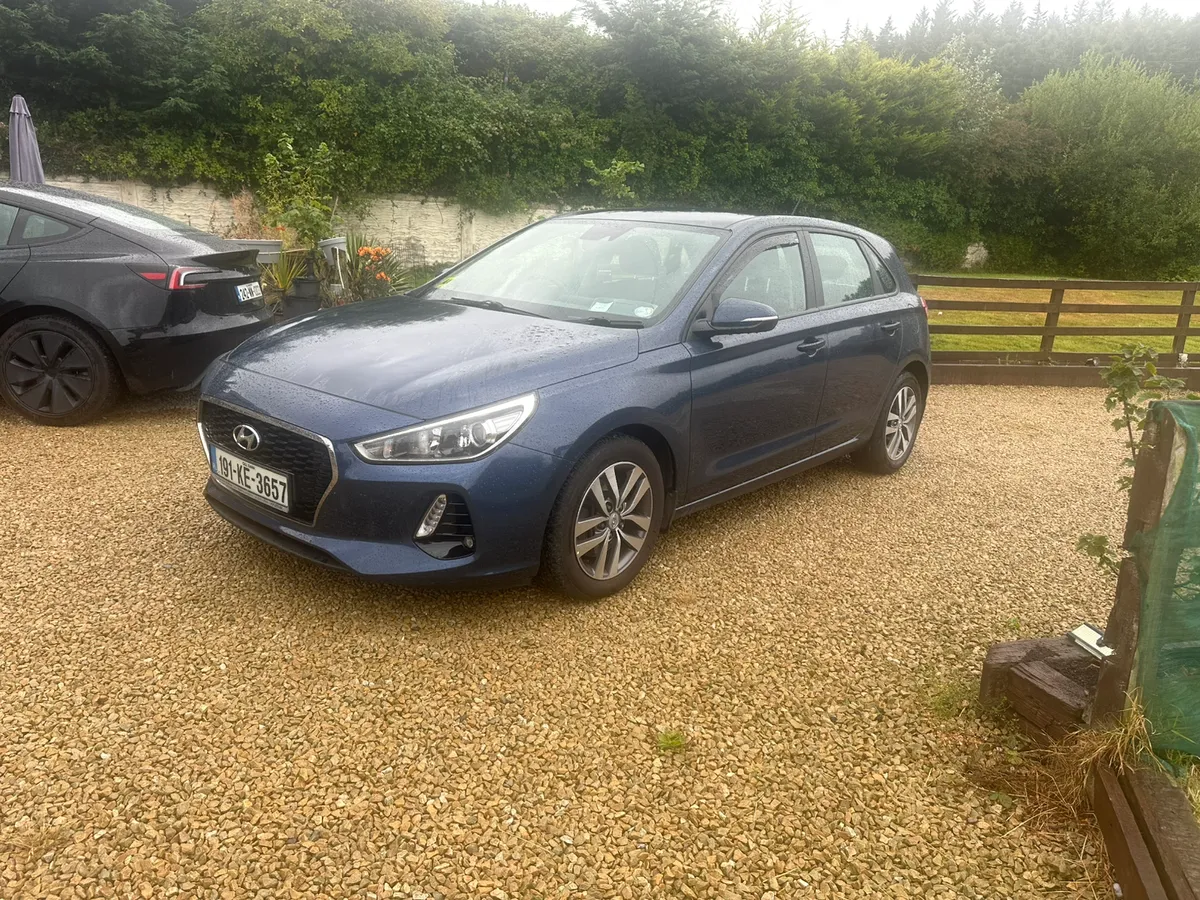 Hyundai I30 1.6D 5 Door Hatch Back - Image 4