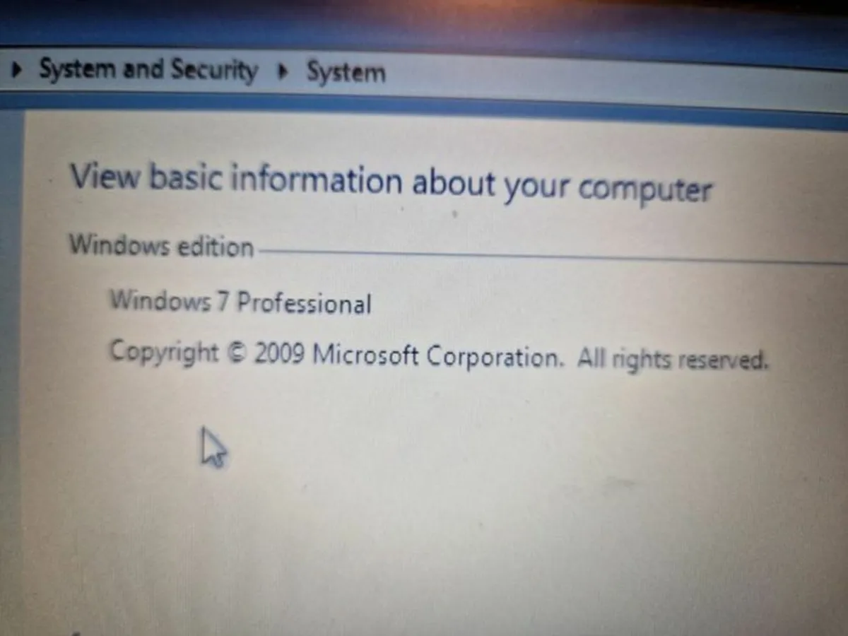 Fujitsu Esprimo V5535 Laptop, 1Terrabyte HDD - Image 4