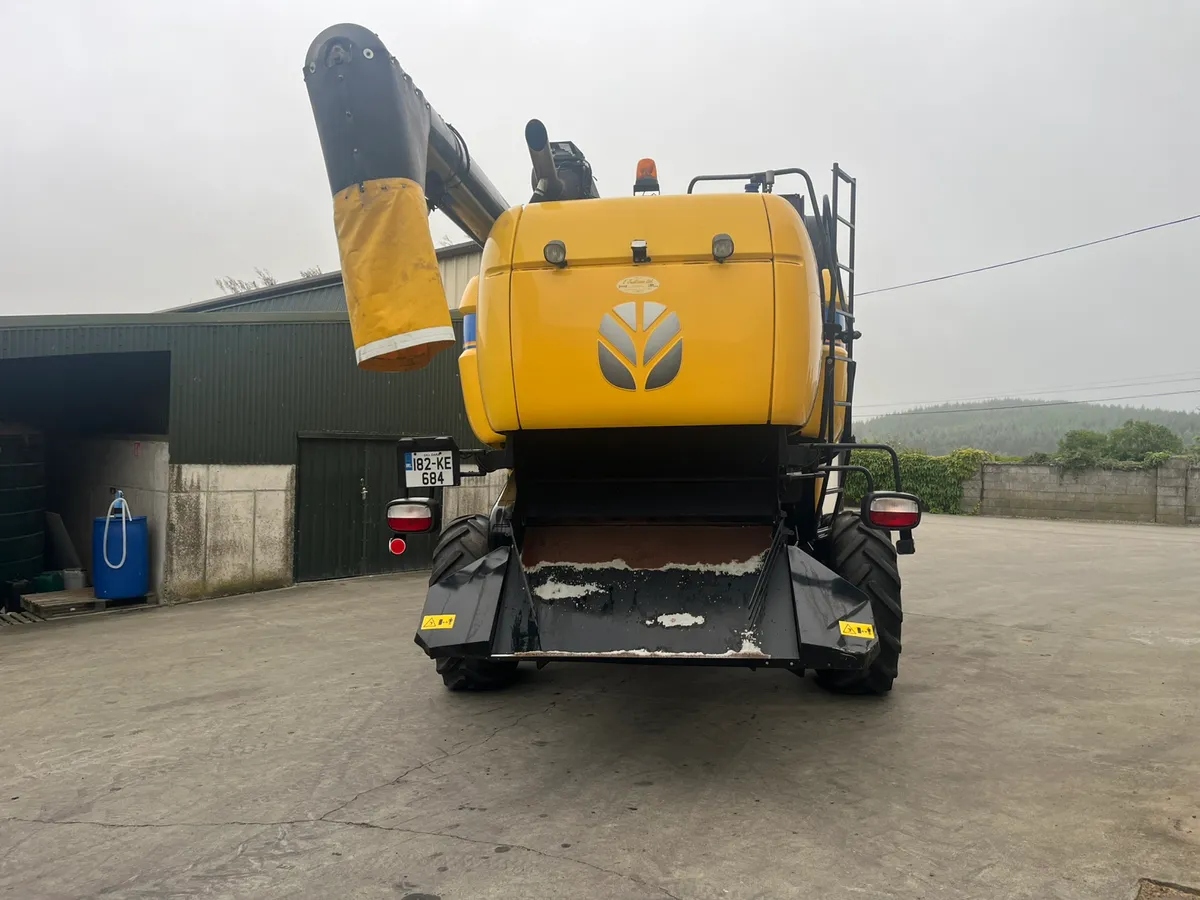 *******New Holland CX7.80. ***4WD******* - Image 4