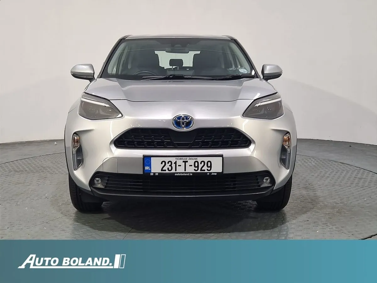 Toyota Yaris Cross 1.5 Hybrid Luna - Image 4